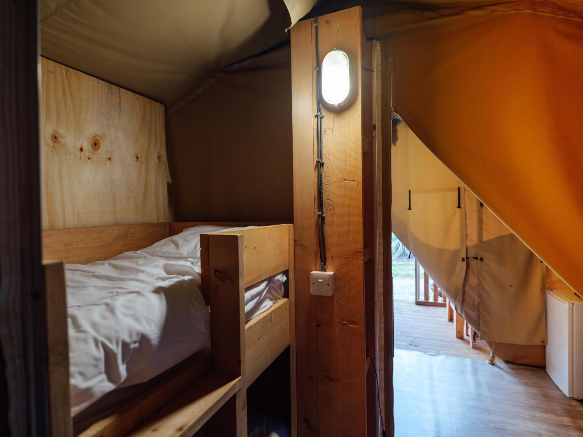 Sunset Retreats Safari Tent Ombersley Exteriér fotografie
